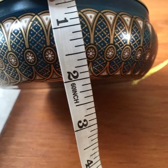 vintage cleo wrap tin container - Picture 6 of 6